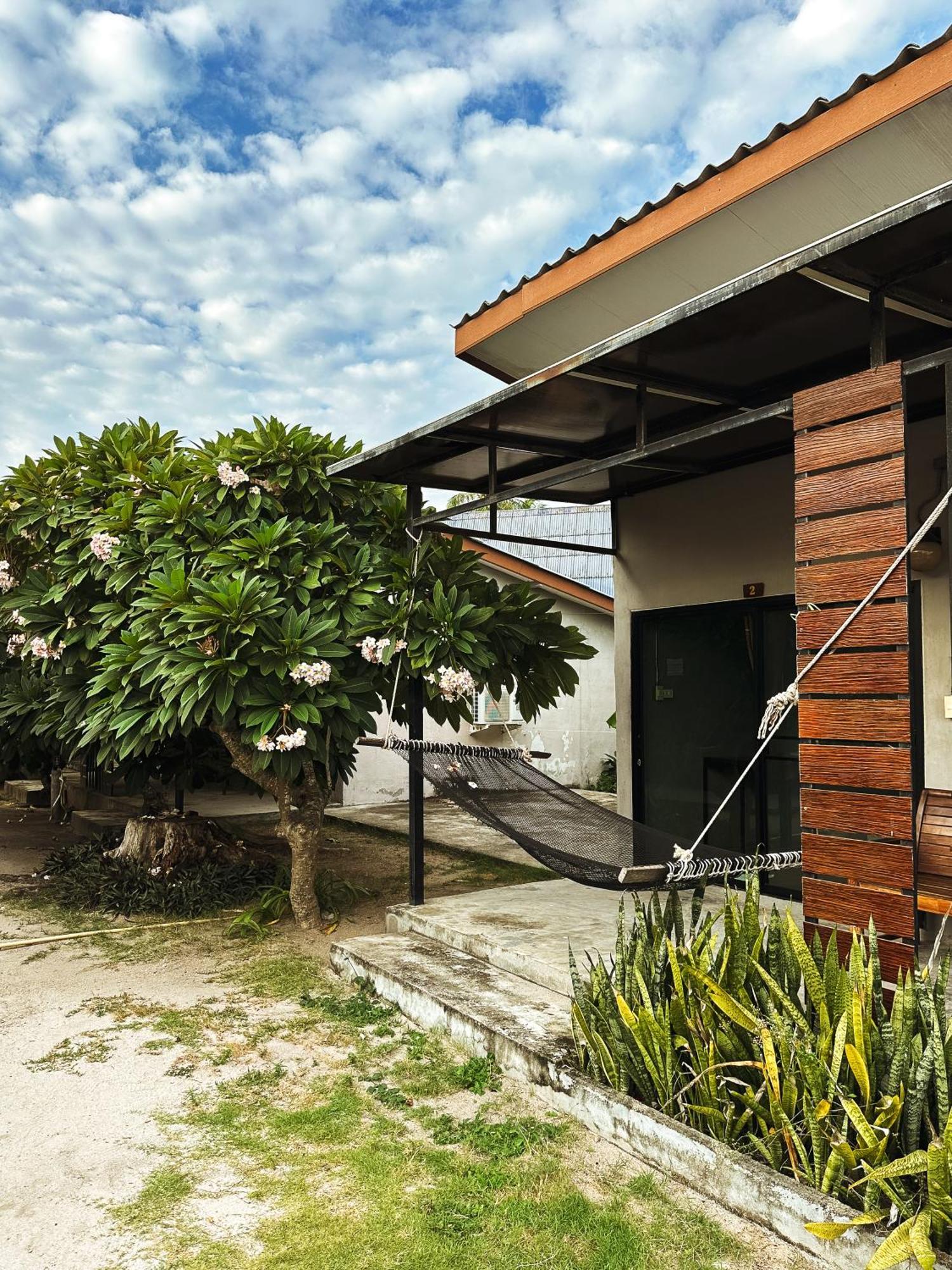 The Cosy Sunset Beach Resort & Restaurant Thongsala Exteriör bild